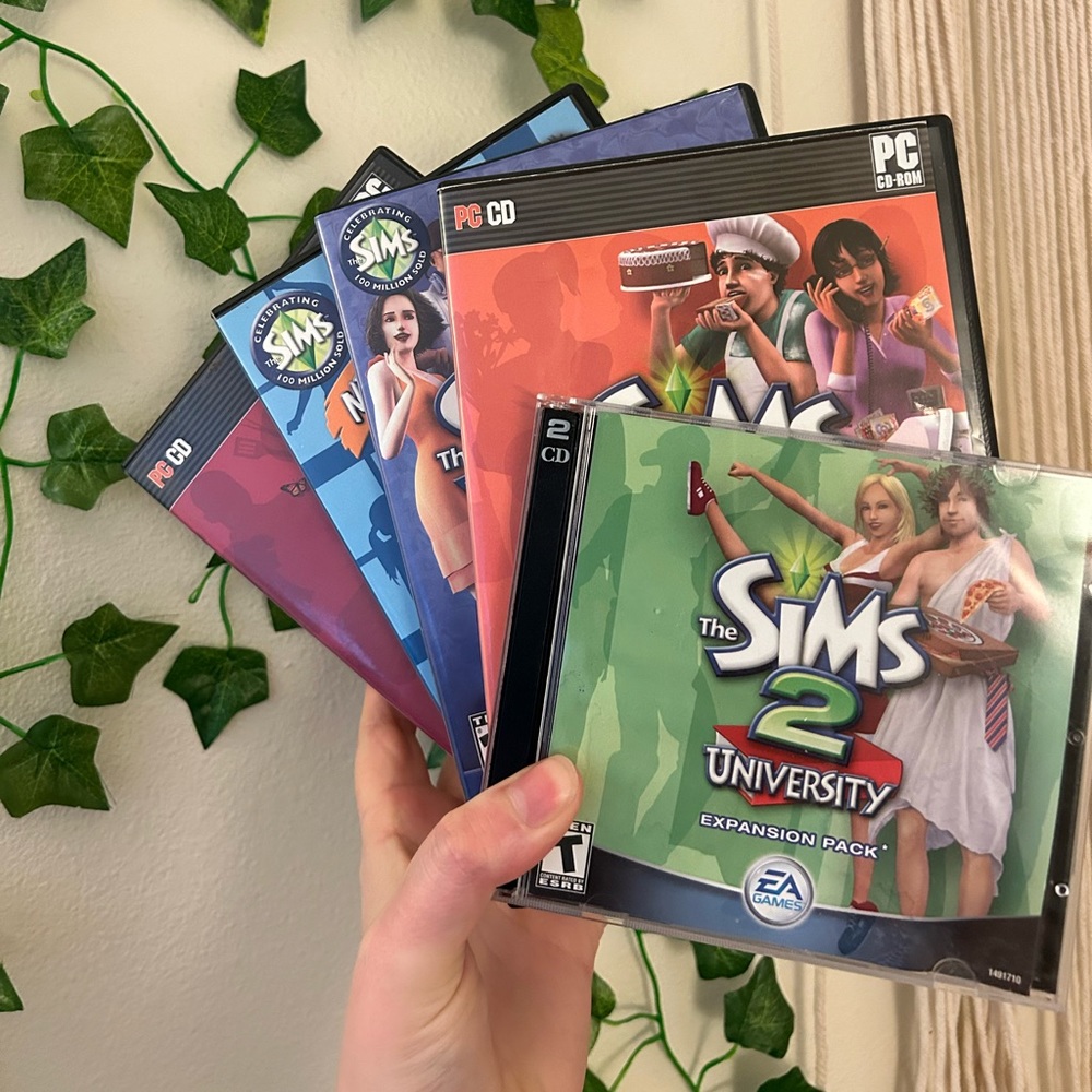 LOT: All My Sims 2 Games (Double Deluxe, University, Seasons, and more!)